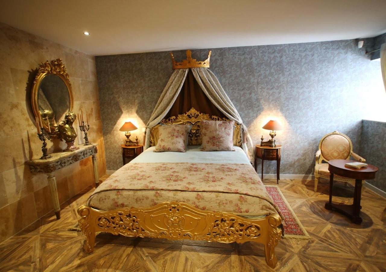 Chateau Des Perichons Poncins Zewnętrze zdjęcie